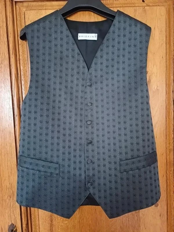 Costuumvest merk Briefing – photo 2